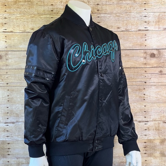 Starter Large Mens Jacket Chicago Bulls - Picture 2 of 15
